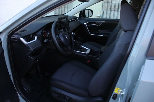 2021 Toyota RAV4 ONE OWNER AWD XLE W/ BRAND NEW TIRES - 22939923 - 22