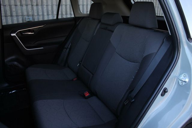 2021 Toyota RAV4 ONE OWNER AWD XLE W/ BRAND NEW TIRES - 22939923 - 26