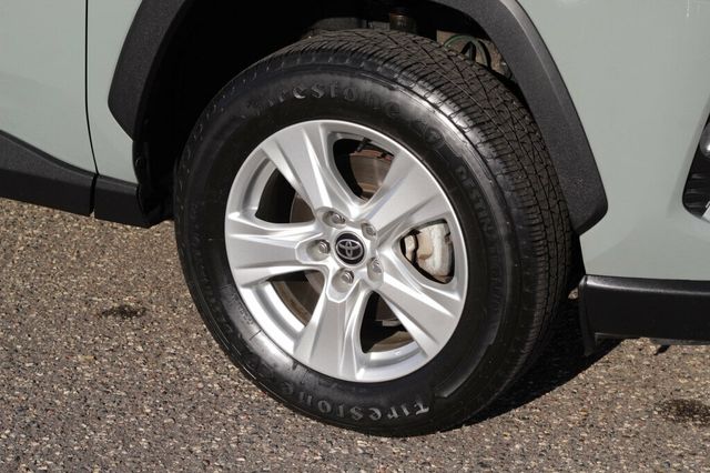 2021 Toyota RAV4 ONE OWNER AWD XLE W/ BRAND NEW TIRES - 22939923 - 32