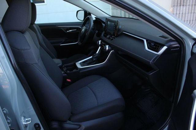 2021 Toyota RAV4 ONE OWNER AWD XLE W/ BRAND NEW TIRES - 22939923 - 7