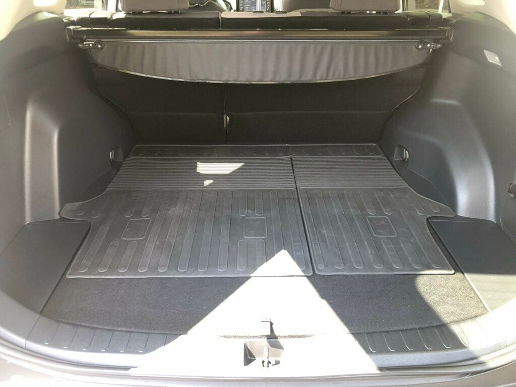 2021 Toyota RAV4 XLE AWD - 22911228 - 5