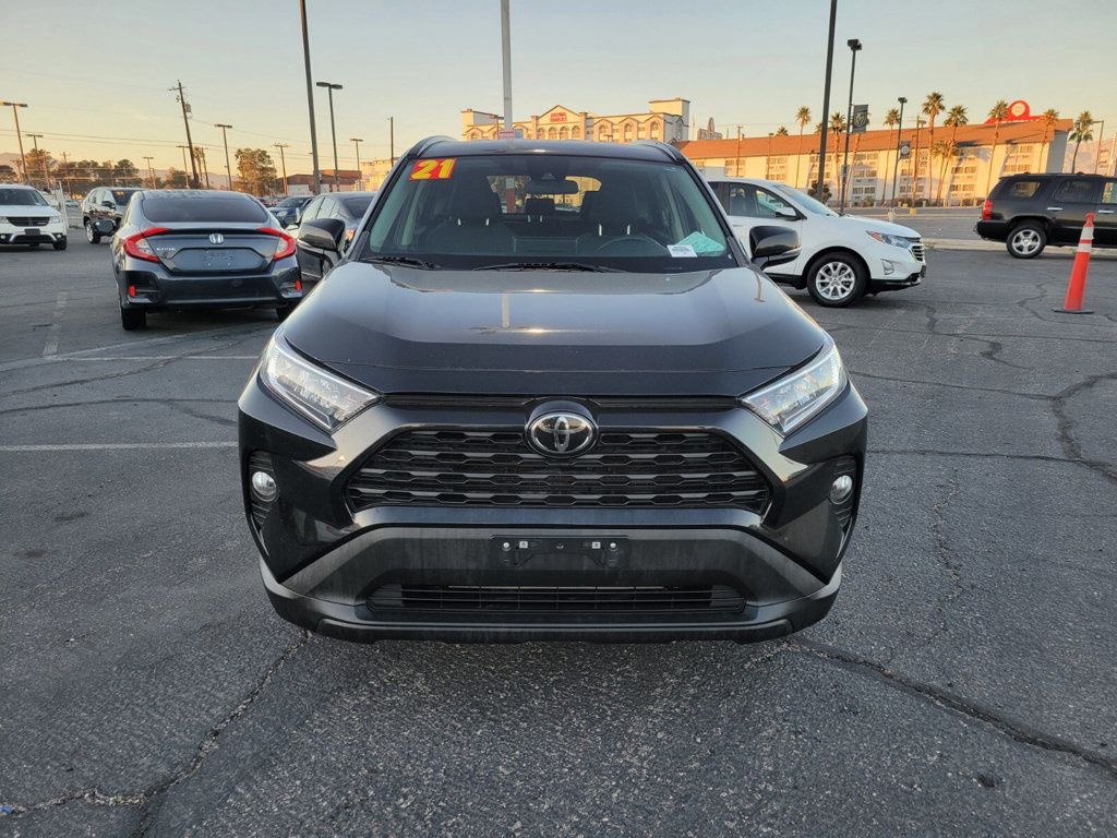 2021 Toyota RAV4 XLE AWD - 22678910 - 4