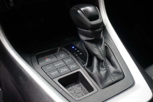 2021 Toyota RAV4 XLE AWD - 23026659 - 17