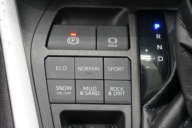 2021 Toyota RAV4 XLE AWD - 23026659 - 18
