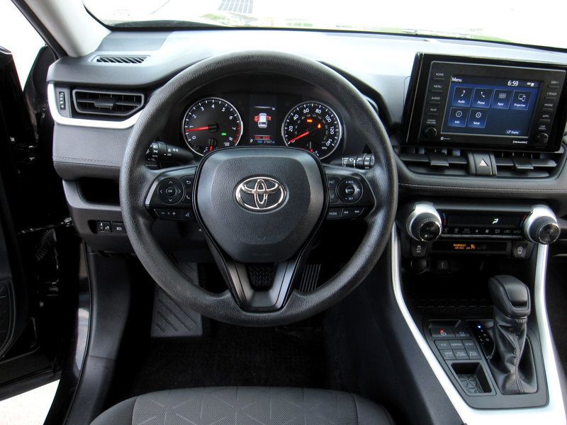 2021 Toyota RAV4 XLE AWD - 22418673 - 19