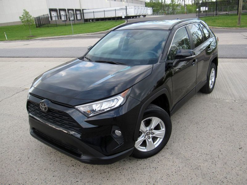 2021 Toyota RAV4 XLE AWD - 22418673 - 3