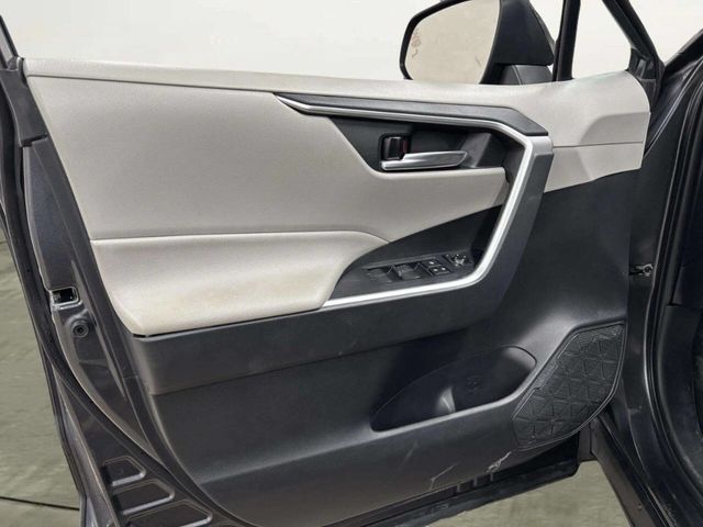 2021 Toyota RAV4 XLE AWD - 22967029 - 9