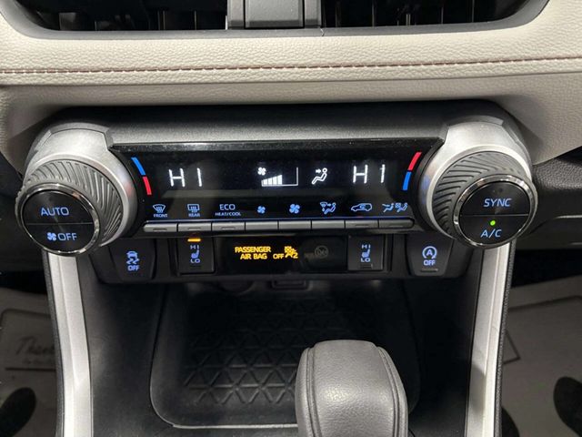 2021 Toyota RAV4 XLE AWD - 22967029 - 25
