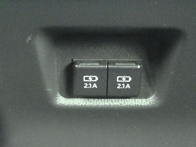 2021 Toyota RAV4 XLE AWD - 22974234 - 17