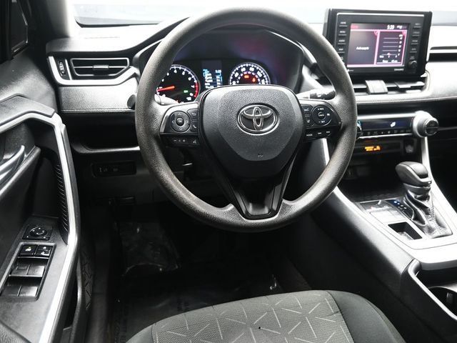 2021 Toyota RAV4 XLE AWD - 22974234 - 19