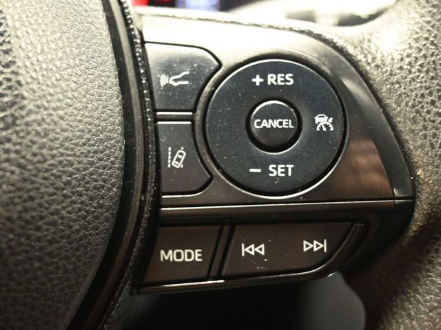 2021 Toyota RAV4 XLE AWD - 22974234 - 26