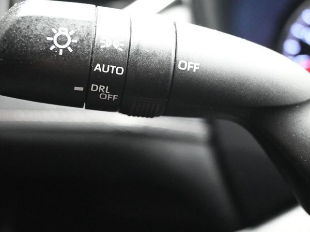 2021 Toyota RAV4 XLE AWD - 22974234 - 28