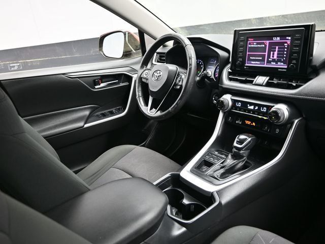 2021 Toyota RAV4 XLE AWD - 22996616 - 14