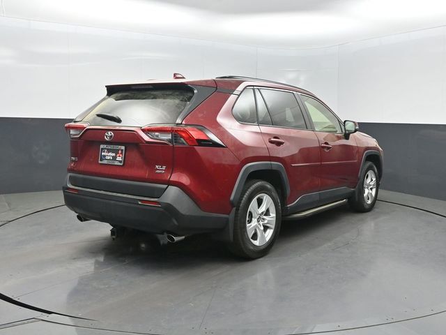 2021 Toyota RAV4 XLE AWD - 22996616 - 34
