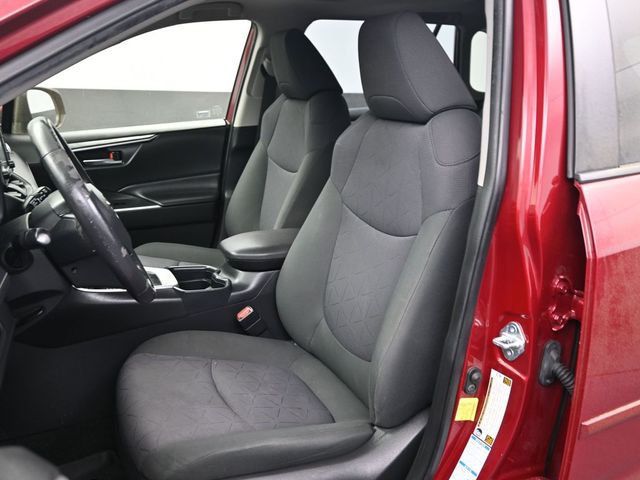 2021 Toyota RAV4 XLE AWD - 22996616 - 4