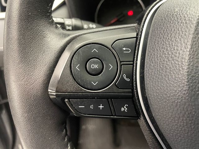 2021 Toyota RAV4 XLE AWD - 22995951 - 21