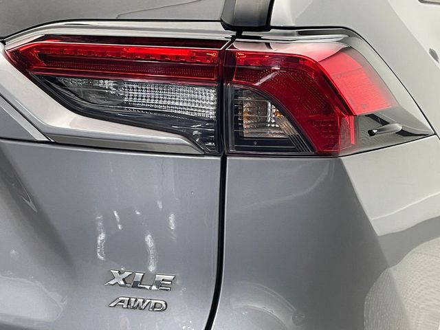 2021 Toyota RAV4 XLE AWD - 22995951 - 43