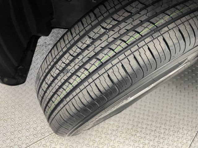 2021 Toyota RAV4 XLE AWD - 22995951 - 47