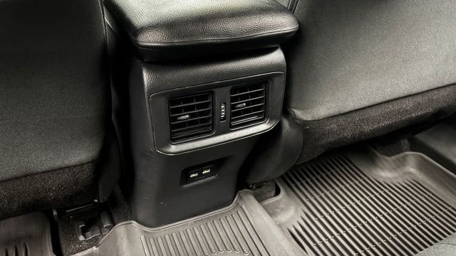 2021 Toyota RAV4 XLE AWD - 23031442 - 26