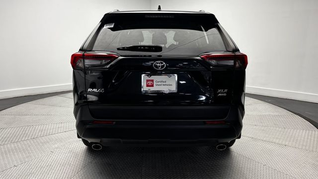 2021 Toyota RAV4 XLE AWD - 23031442 - 31