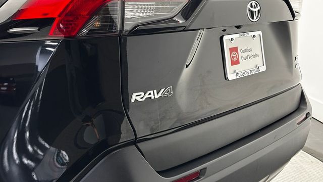 2021 Toyota RAV4 XLE AWD - 23031442 - 3