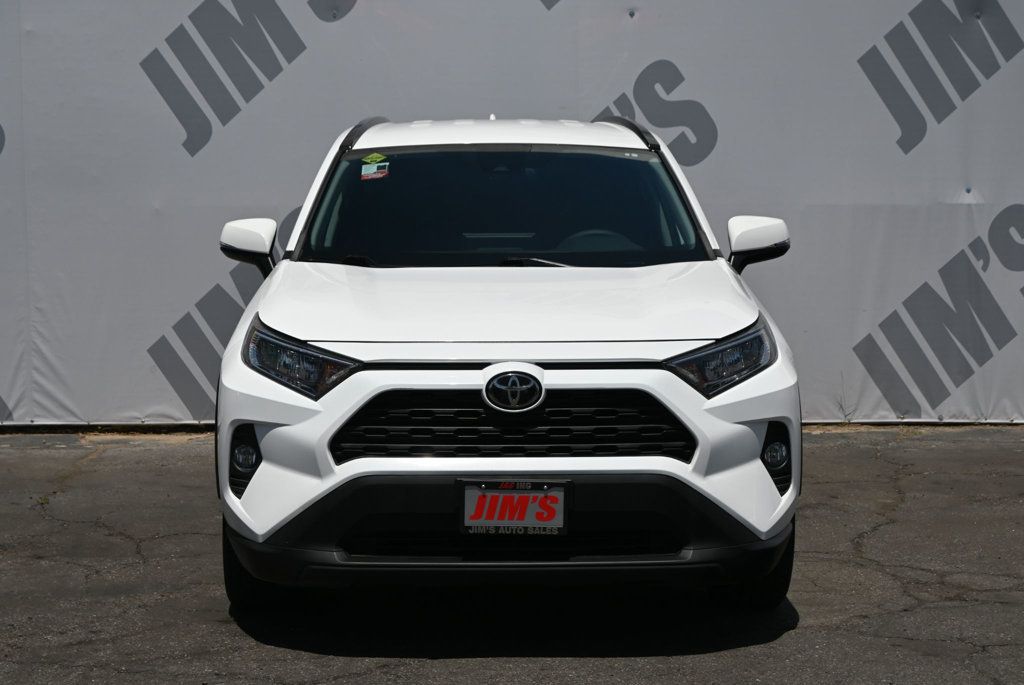 Toyota RAV4 photo 2
