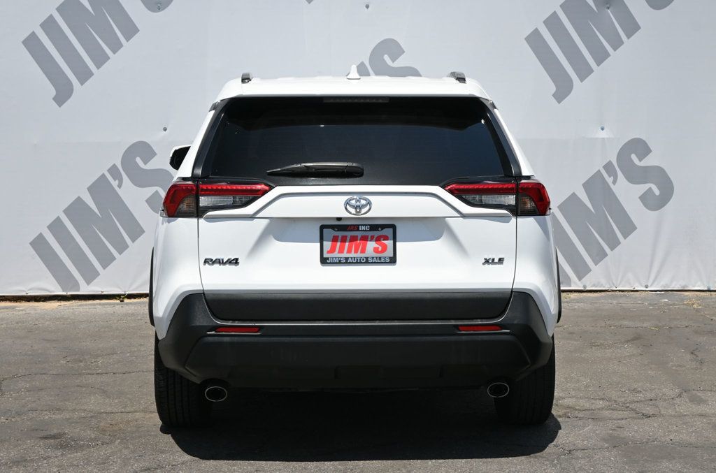 Toyota RAV4 photo 5