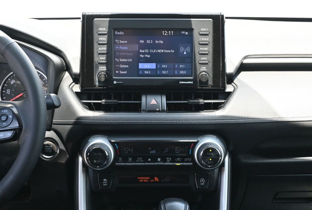 Toyota RAV4 photo 9