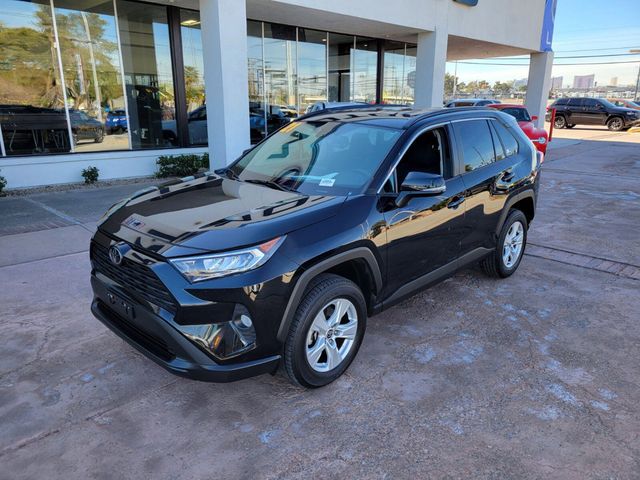 2021 Toyota RAV4 XLE FWD - 22321311 - 0