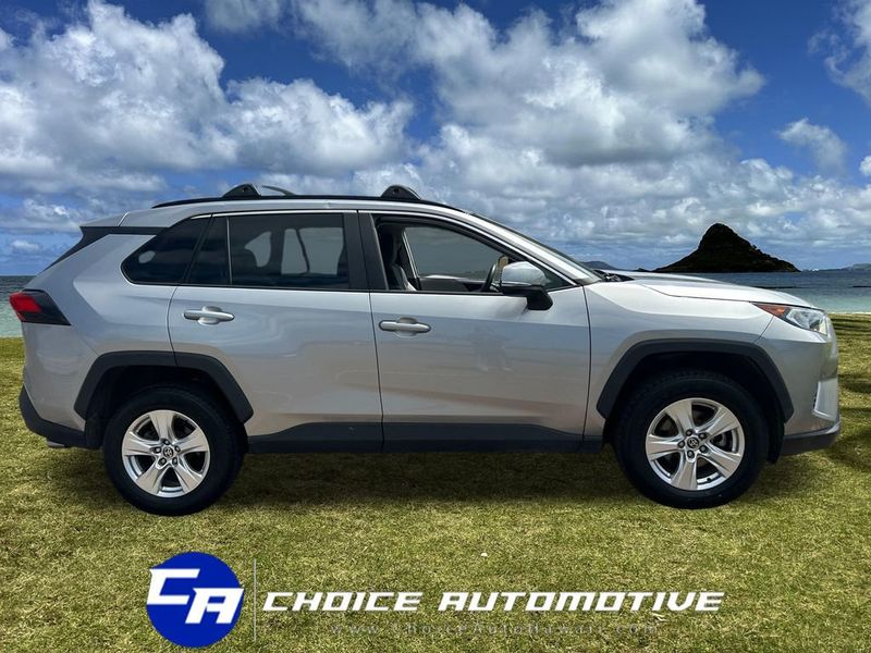 2021 Toyota RAV4 XLE FWD - 23029694 - 8