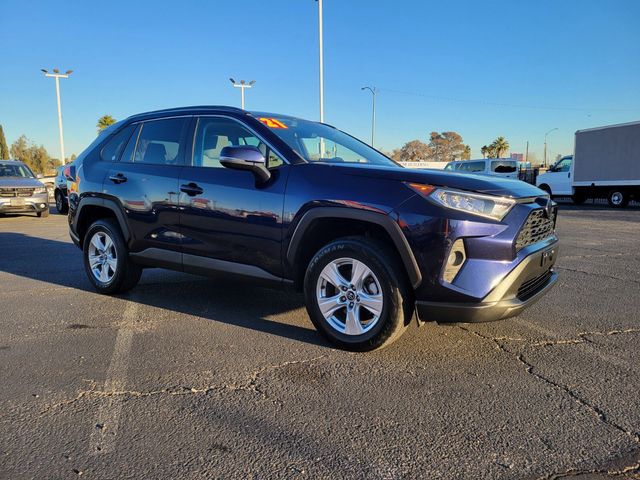 2021 Toyota RAV4 XLE FWD - 22262248 - 3