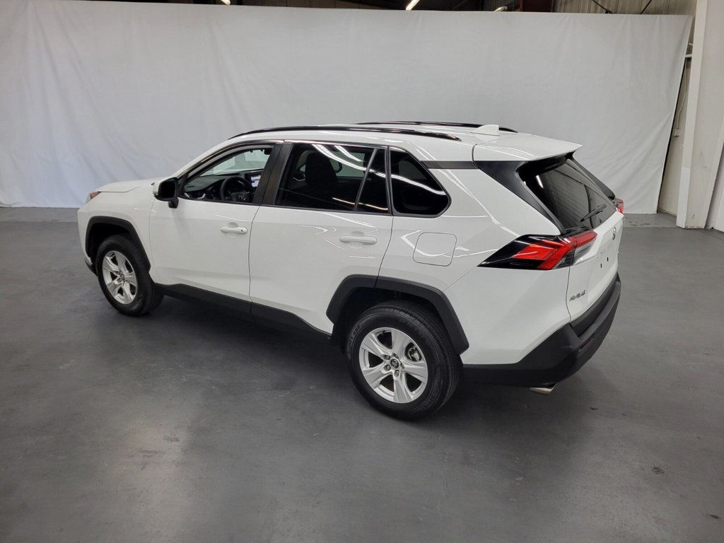 2021 Toyota RAV4 XLE FWD - 22404354 - 2