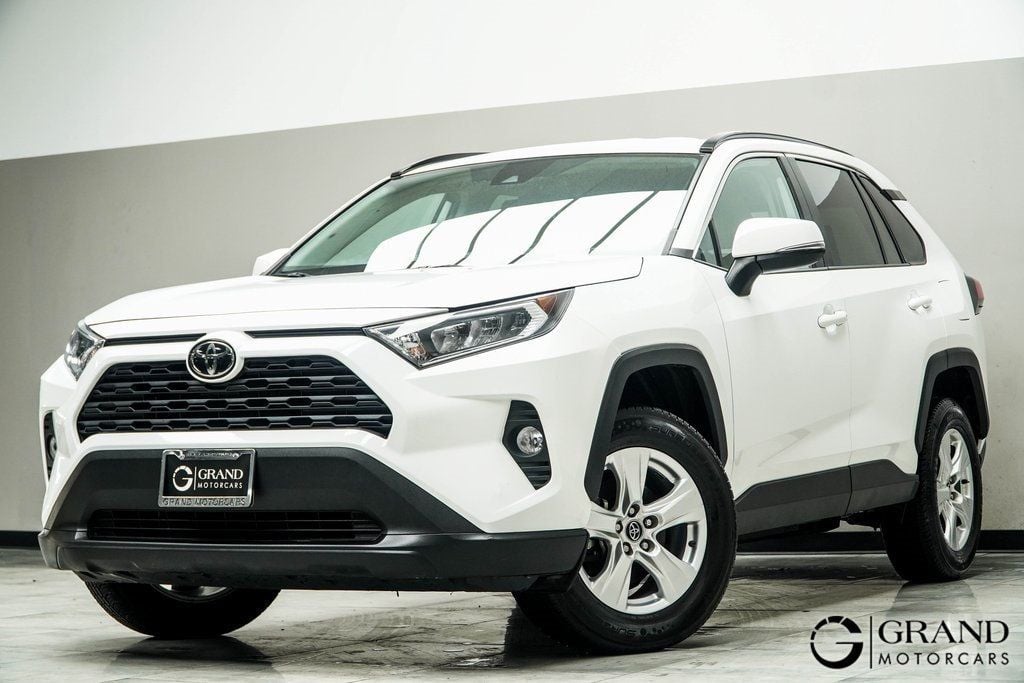 Used 2021 Toyota RAV4 XLE with VIN 2T3W1RFV9MC087219 for sale in Kennesaw, GA