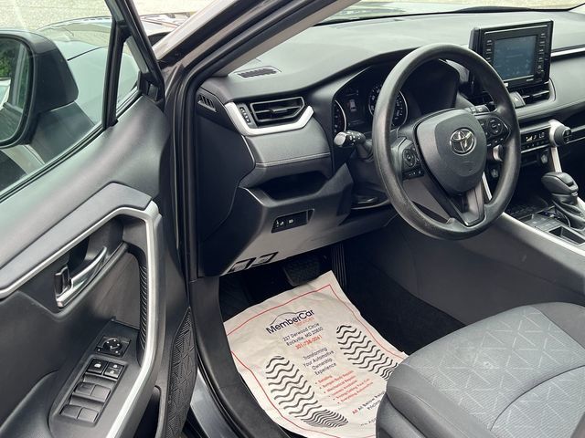 2021 Toyota RAV4 XLE FWD - 23057611 - 9