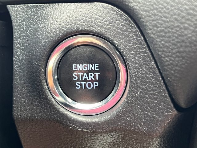 2021 Toyota RAV4 XLE FWD - 23057611 - 25