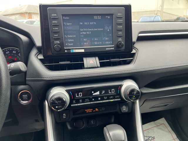 2021 Toyota RAV4 XLE FWD - 23057611 - 28