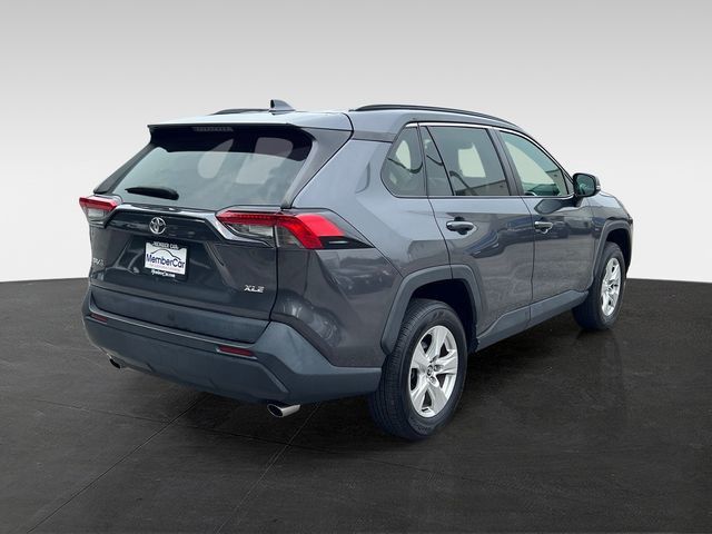 2021 Toyota RAV4 XLE FWD - 23057611 - 4