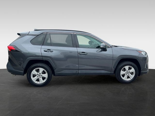 2021 Toyota RAV4 XLE FWD - 23057611 - 5