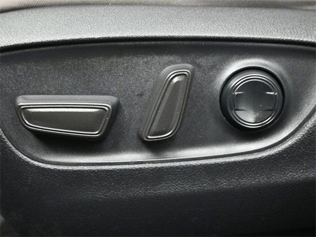 2021 Toyota RAV4 XLE FWD - 22975228 - 13