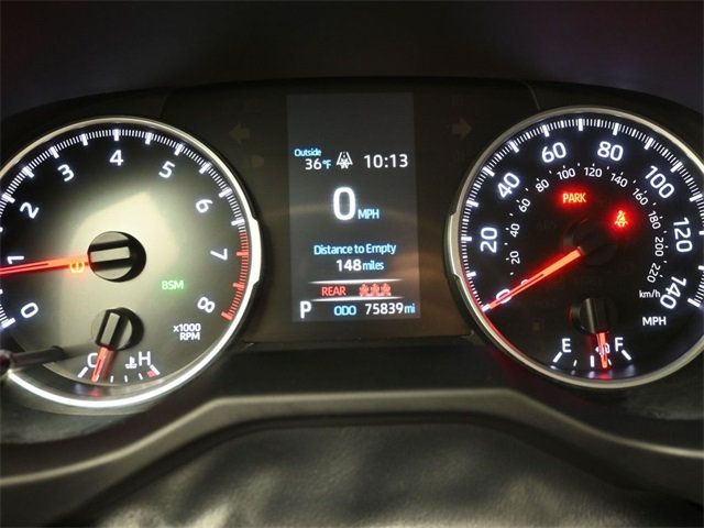 2021 Toyota RAV4 XLE FWD - 22975228 - 26