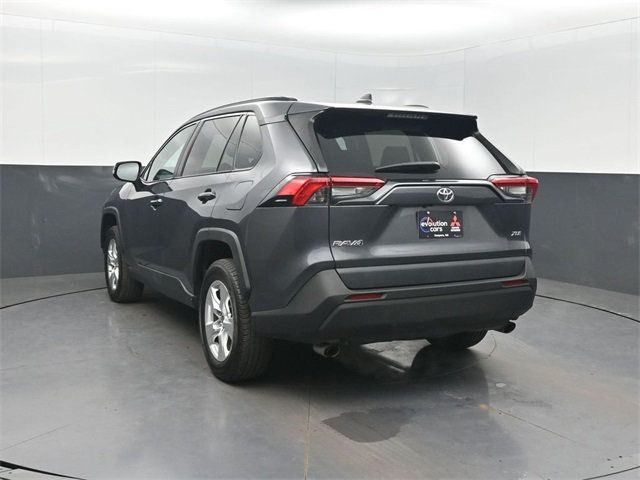 2021 Toyota RAV4 XLE FWD - 22975228 - 2