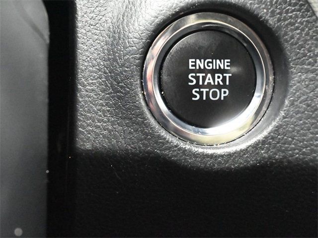 2021 Toyota RAV4 XLE FWD - 22975228 - 33