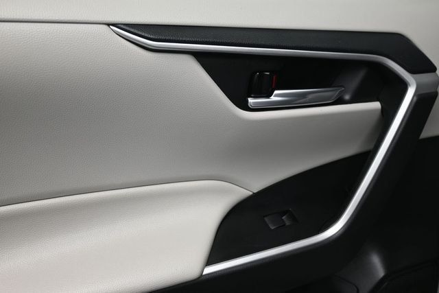 2021 Toyota RAV4 XLE FWD - 23020407 - 9