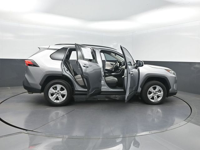 2021 Toyota RAV4 XLE FWD - 23020407 - 33