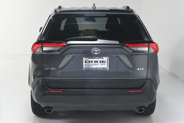 2021 Toyota RAV4 XLE FWD - 22751727 - 9