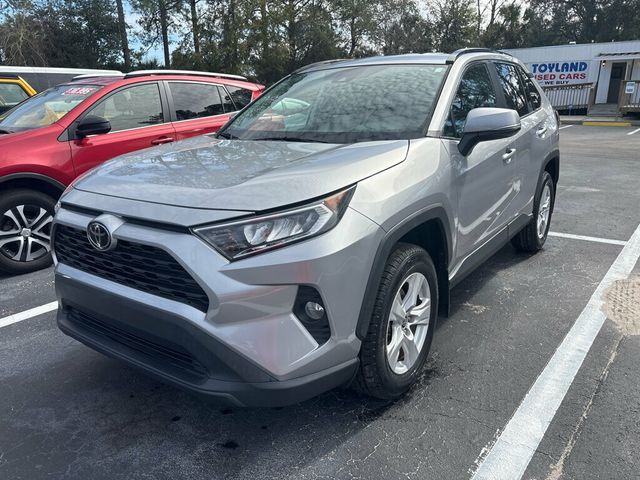2021 Toyota RAV4 XLE FWD - 22974863 - 0