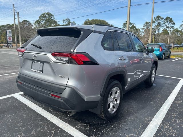 2021 Toyota RAV4 XLE FWD - 22974863 - 1