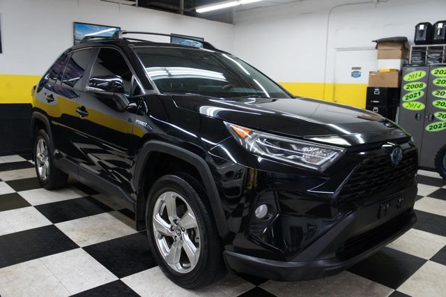 2021 Toyota RAV4 XLE Hybrid Premium AWD! - 22934381 - 1
