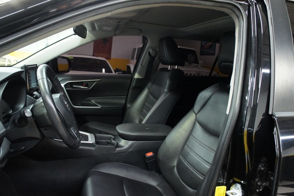 2021 Toyota RAV4 XLE Hybrid Premium AWD! - 22934381 - 23