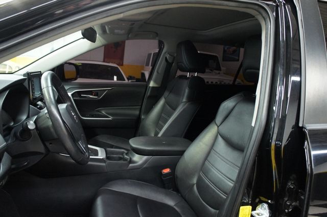 2021 Toyota RAV4 XLE Hybrid Premium AWD! - 22934381 - 23